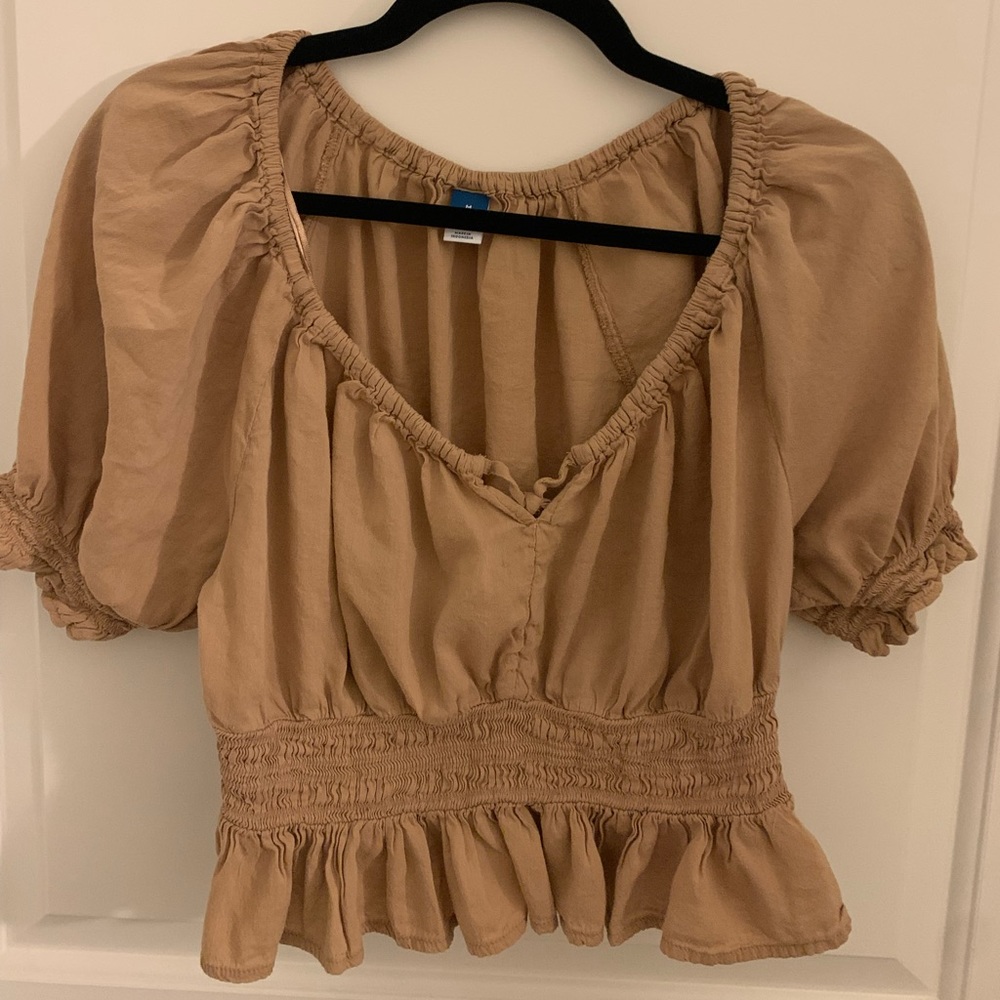 Old Navy Short Sleeve Peplum Crop Top